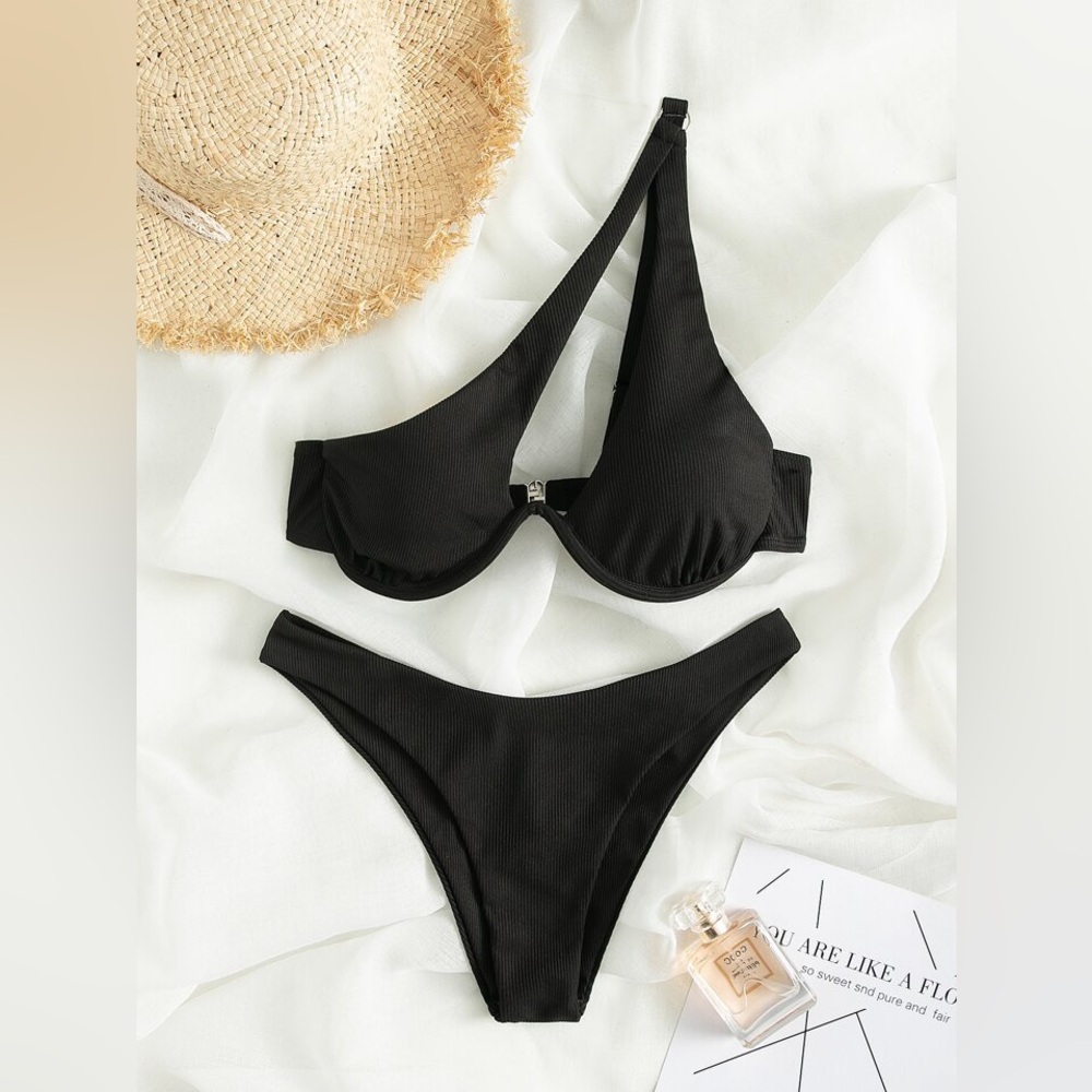 NWOT Women's SHEIN Swim Summer Beach Rib Underwire One Shoulder Bikini Set Small